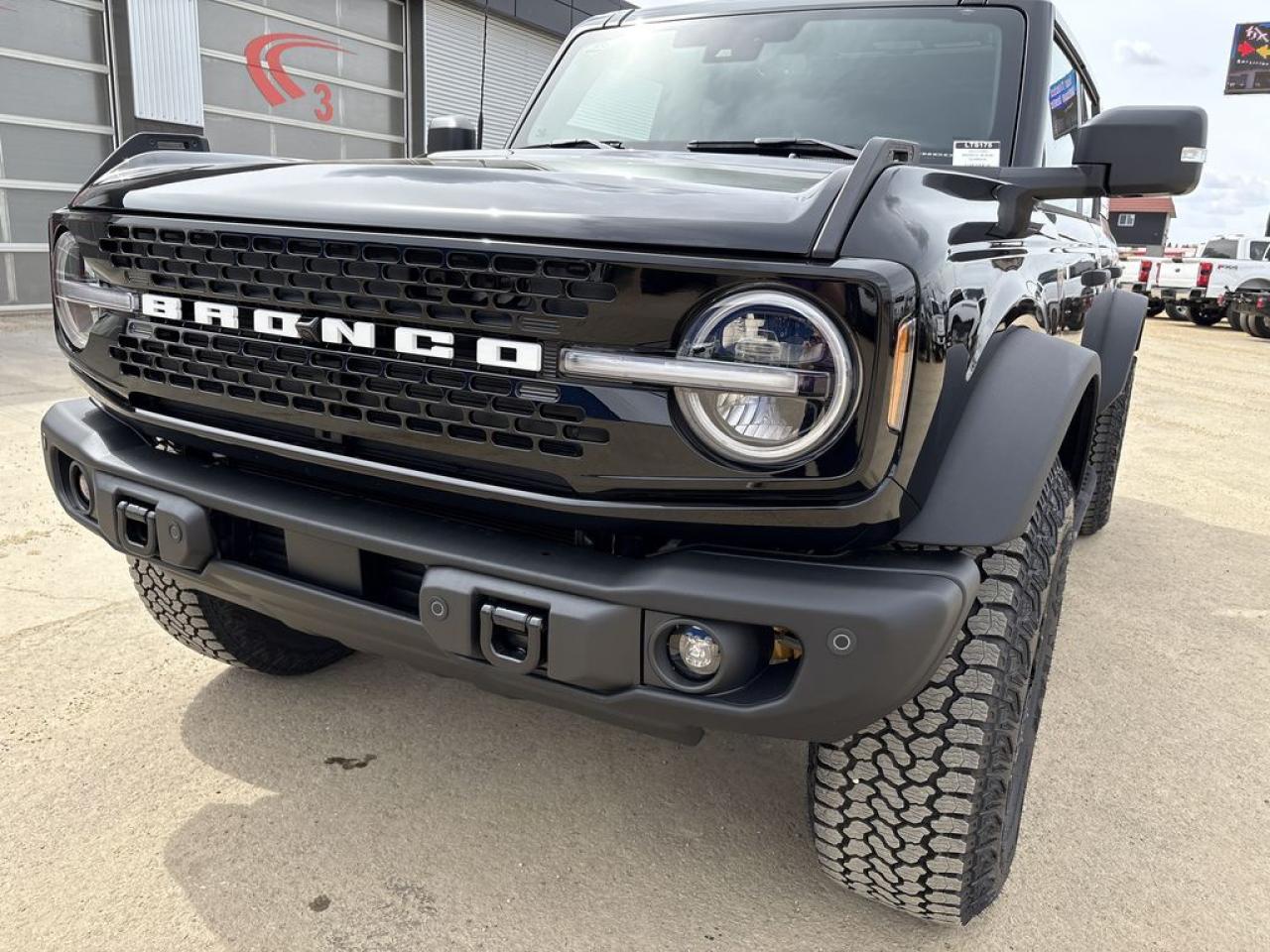 2025 Ford Bronco Badlands 334A Photo5