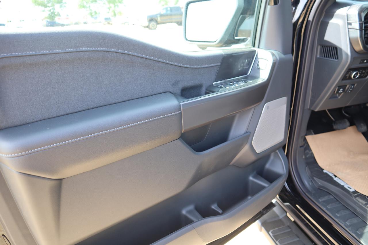 2025 Ford F-150 Lariat Photo5