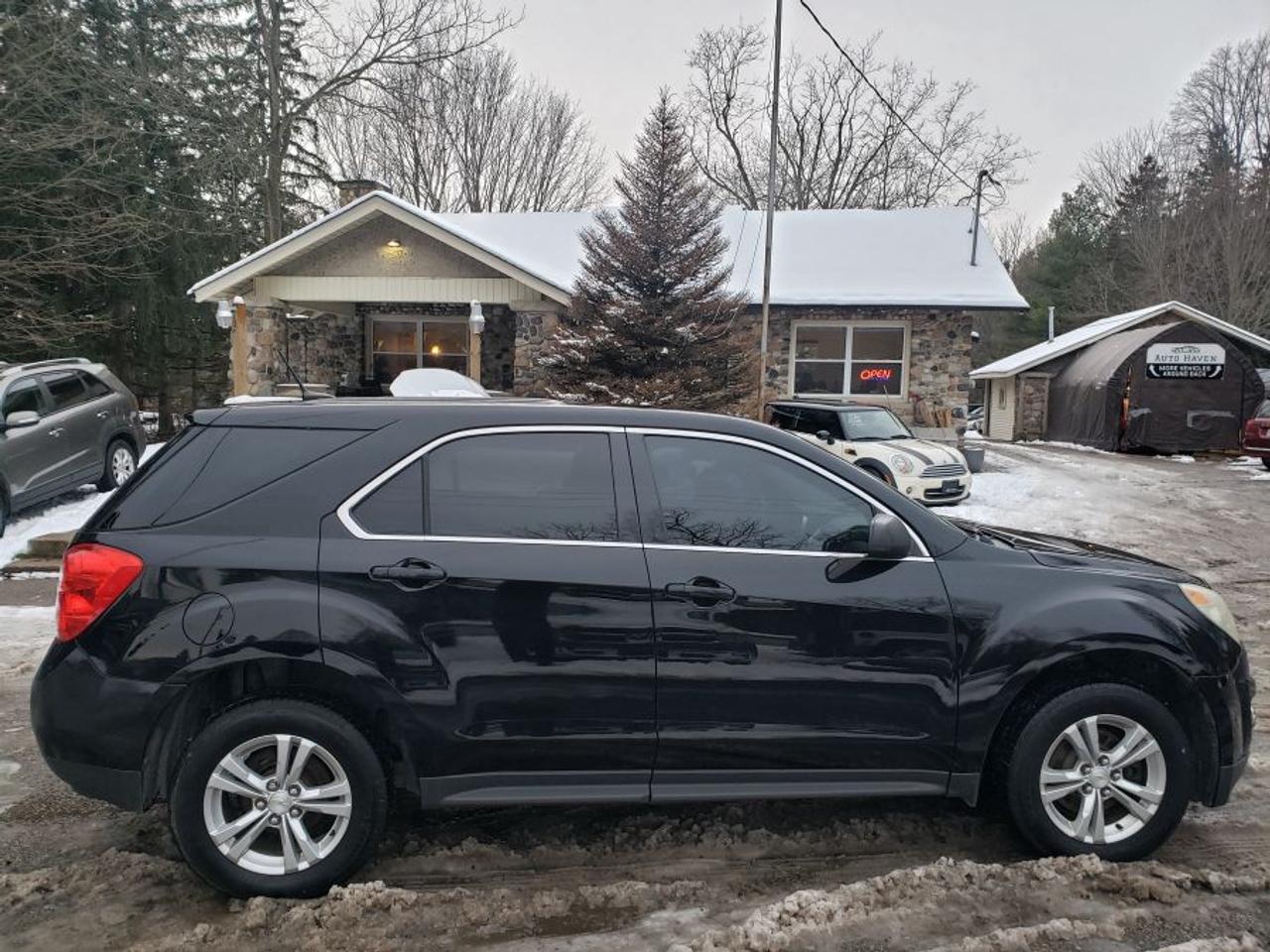 2013 Chevrolet Equinox LS AWD | 34 SERVICE RECORDS Photo3