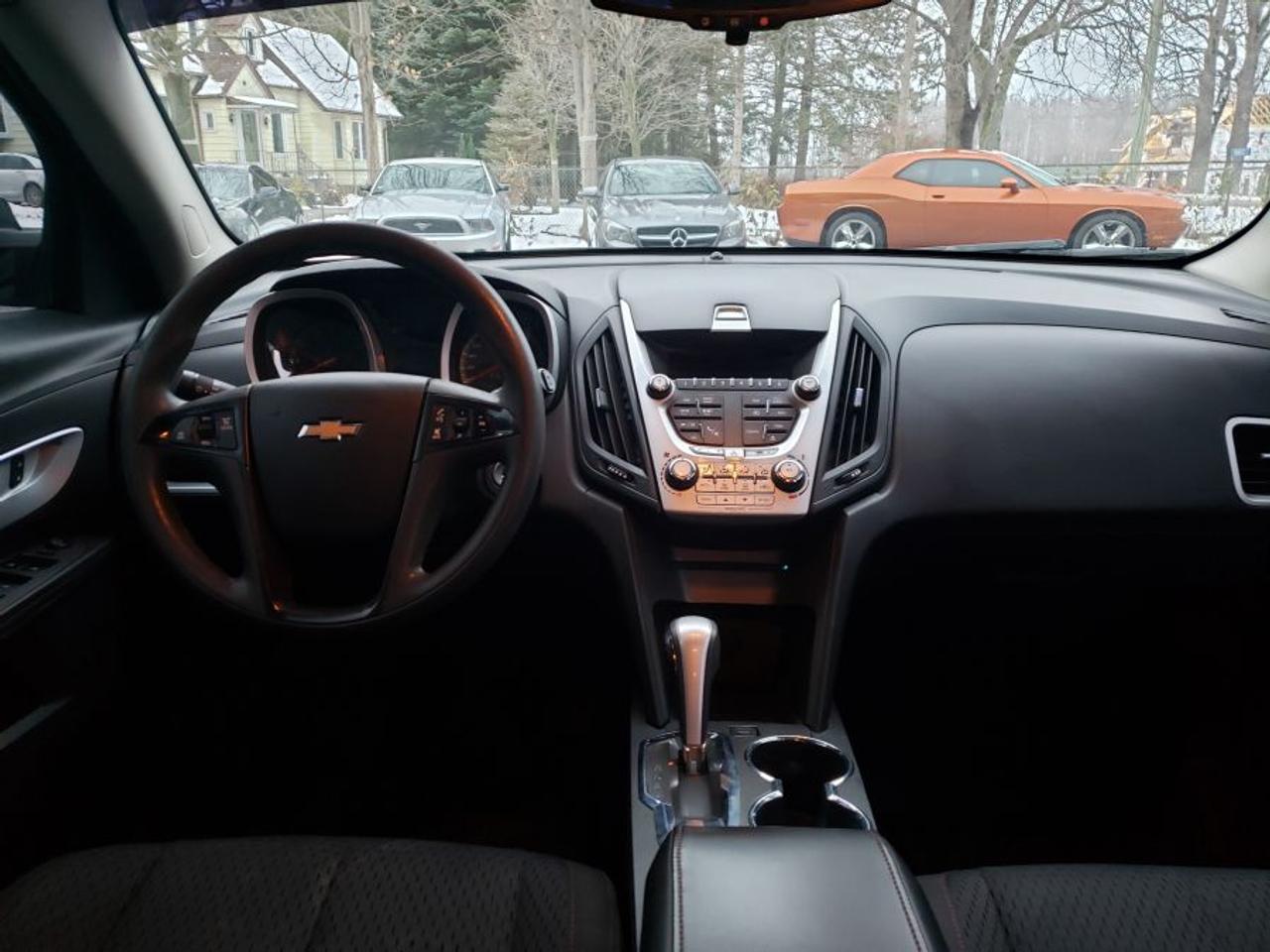2013 Chevrolet Equinox LS AWD | 34 SERVICE RECORDS Photo1