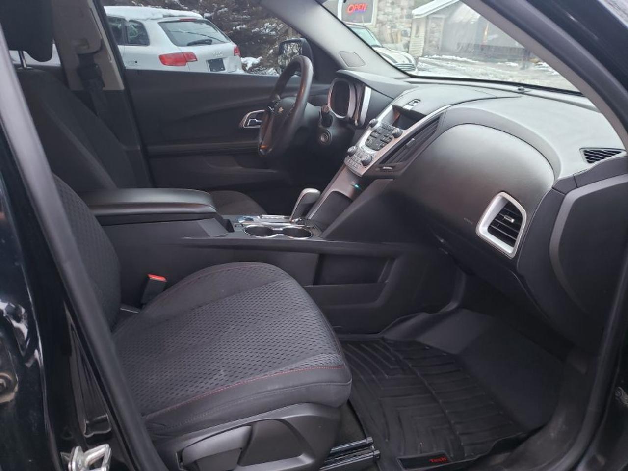 2013 Chevrolet Equinox LS AWD | 34 SERVICE RECORDS Photo
