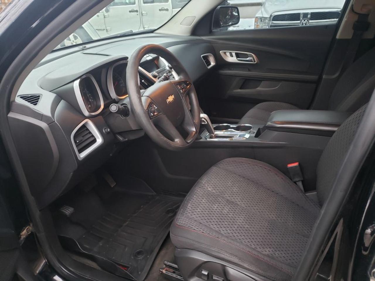2013 Chevrolet Equinox LS AWD | 34 SERVICE RECORDS Photo