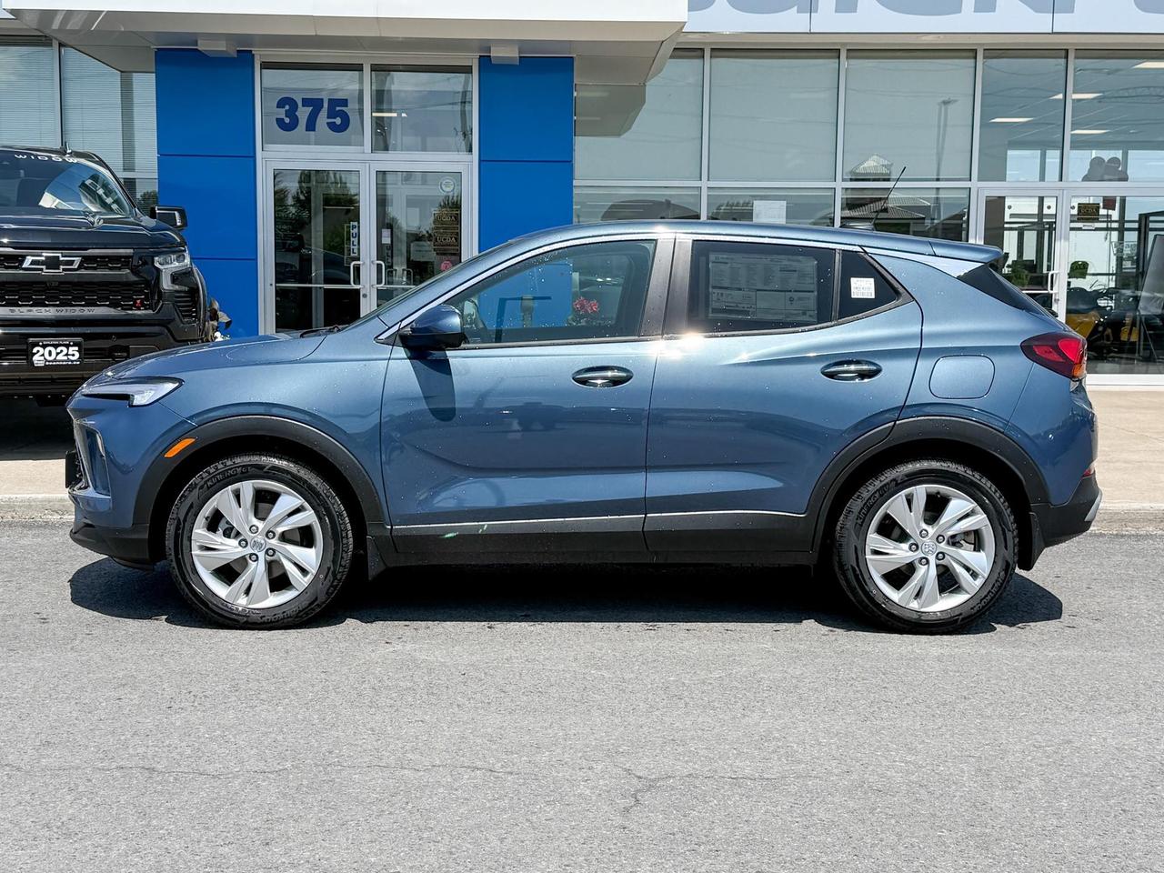 2025 Buick Encore GX Preferred 1.3L 3CYL WITH REMOTE START/ENTRY, HEATED SEATS, HEATED STEERING WHEEL, HD SURROUND VISION, APPLE CARPLAY AND ANDROID AUTO Photo