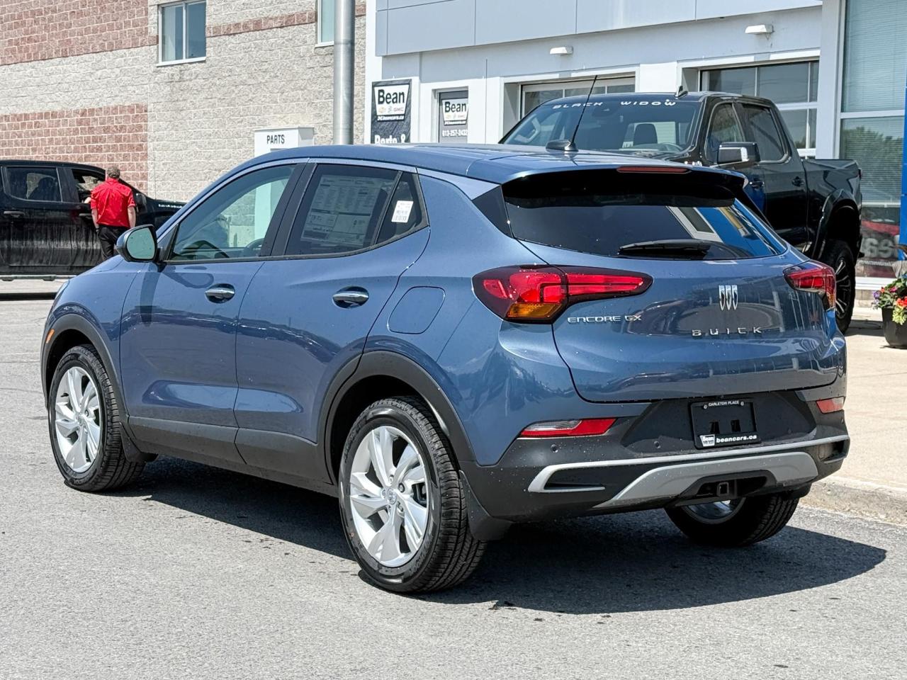 2025 Buick Encore GX Preferred 1.3L 3CYL WITH REMOTE START/ENTRY, HEATED SEATS, HEATED STEERING WHEEL, HD SURROUND VISION, APPLE CARPLAY AND ANDROID AUTO Photo2