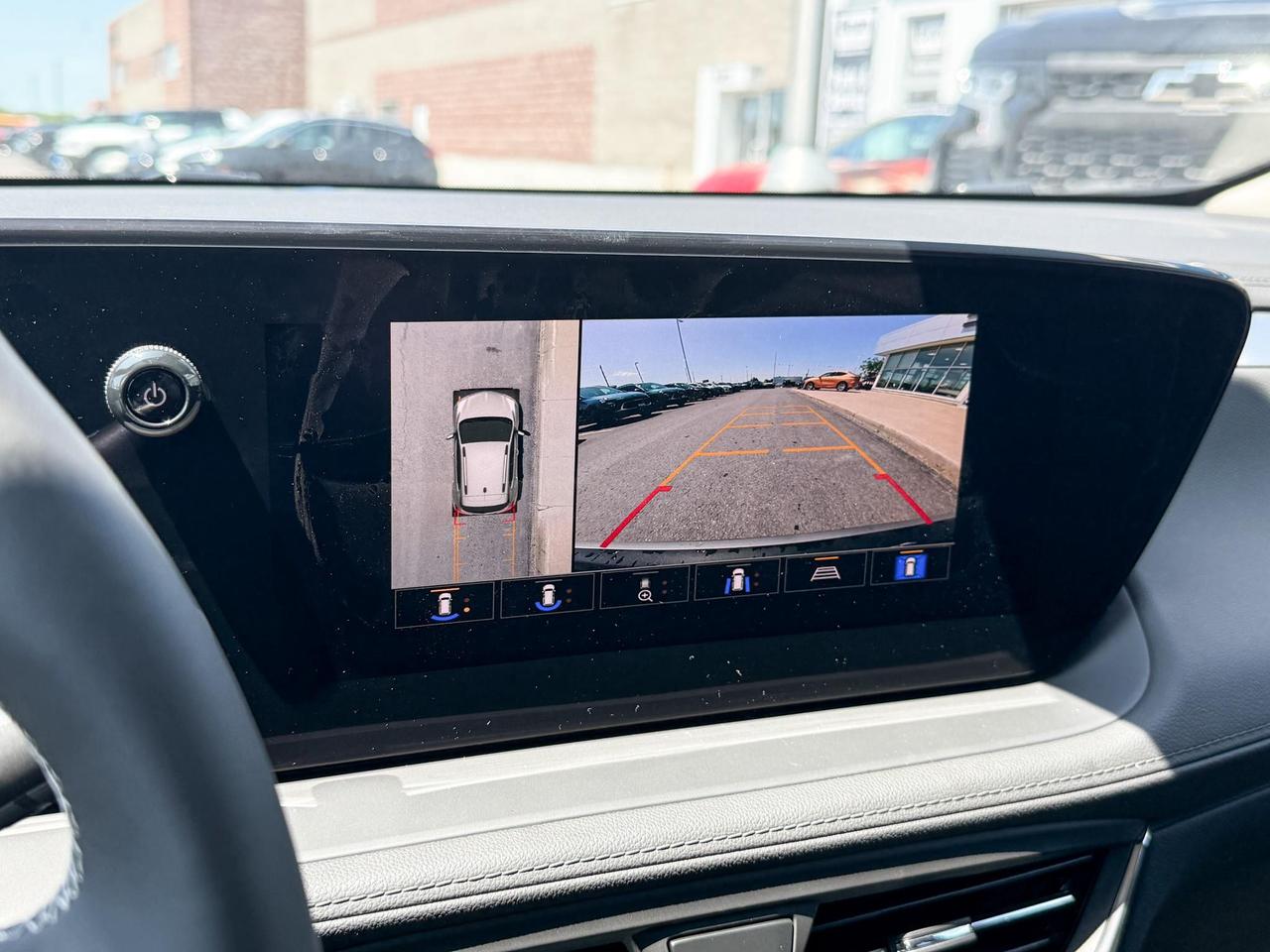 2025 Buick Encore GX Preferred 1.3L 3CYL WITH REMOTE START/ENTRY, HEATED SEATS, HEATED STEERING WHEEL, HD SURROUND VISION, APPLE CARPLAY AND ANDROID AUTO Photo
