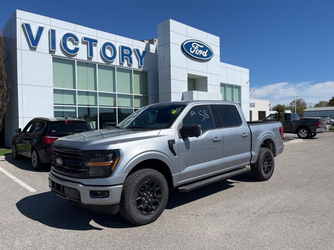 New 2025 Ford F-150 XLT for sale in Chatham, ON