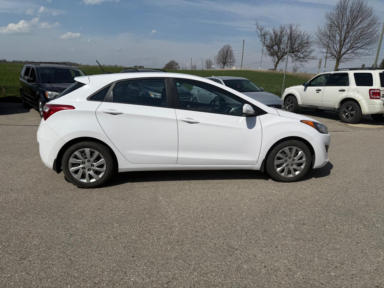 2014 Hyundai Elantra GT GL - Photo #13