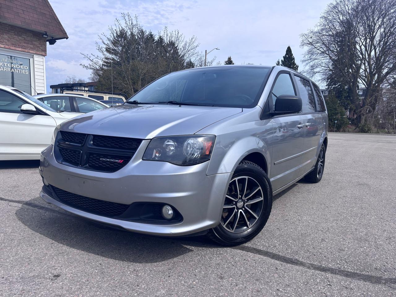 2014 Dodge Grand Caravan STOW N GO ONE OWNER - Photo #3
