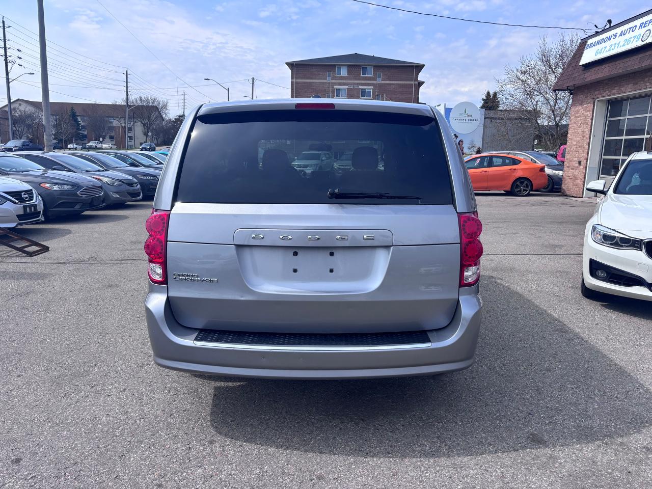 2014 Dodge Grand Caravan STOW N GO ONE OWNER - Photo #7
