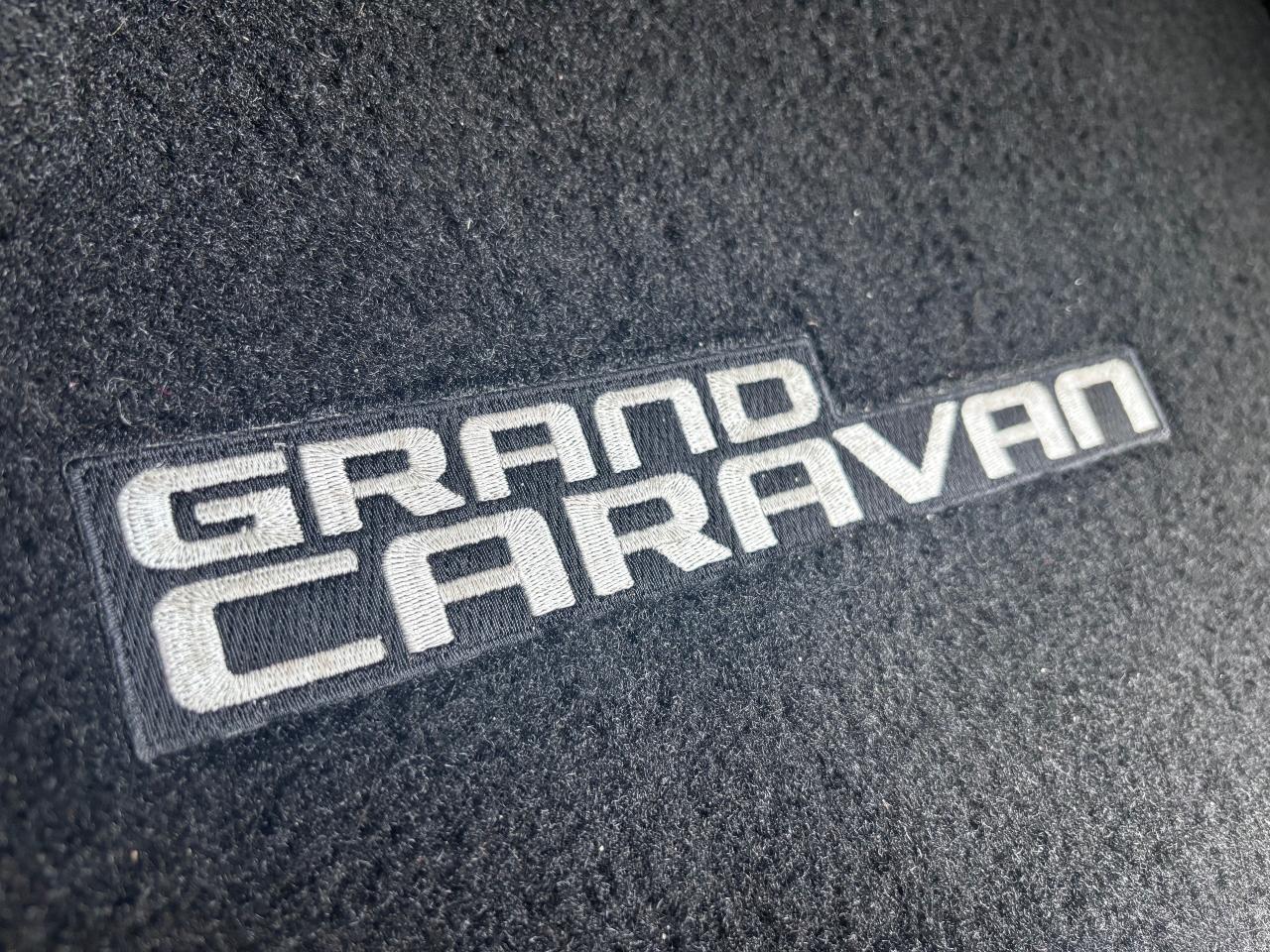 2014 Dodge Grand Caravan STOW N GO ONE OWNER - Photo #21