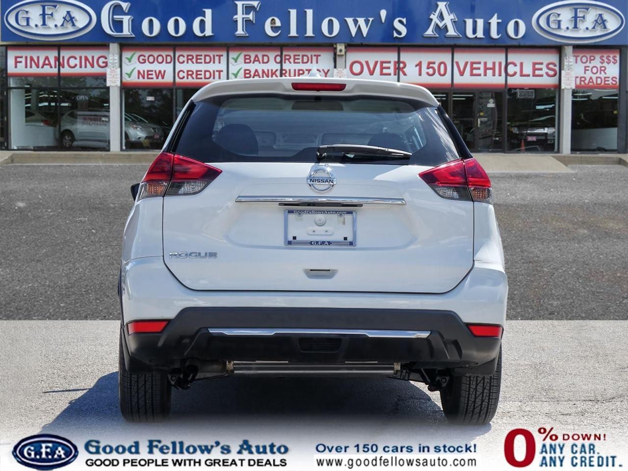 2019 Nissan Rogue S MODEL, FWD, REARVIEW CAMERA, BLIND SPOT ASSIST, - Photo #4