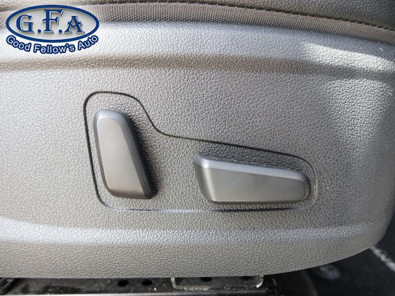 2019 Hyundai Santa Fe LUXURY PACKAGE, AWD, PANORAMIC ROOF, LEATHER SEATS - Photo #12