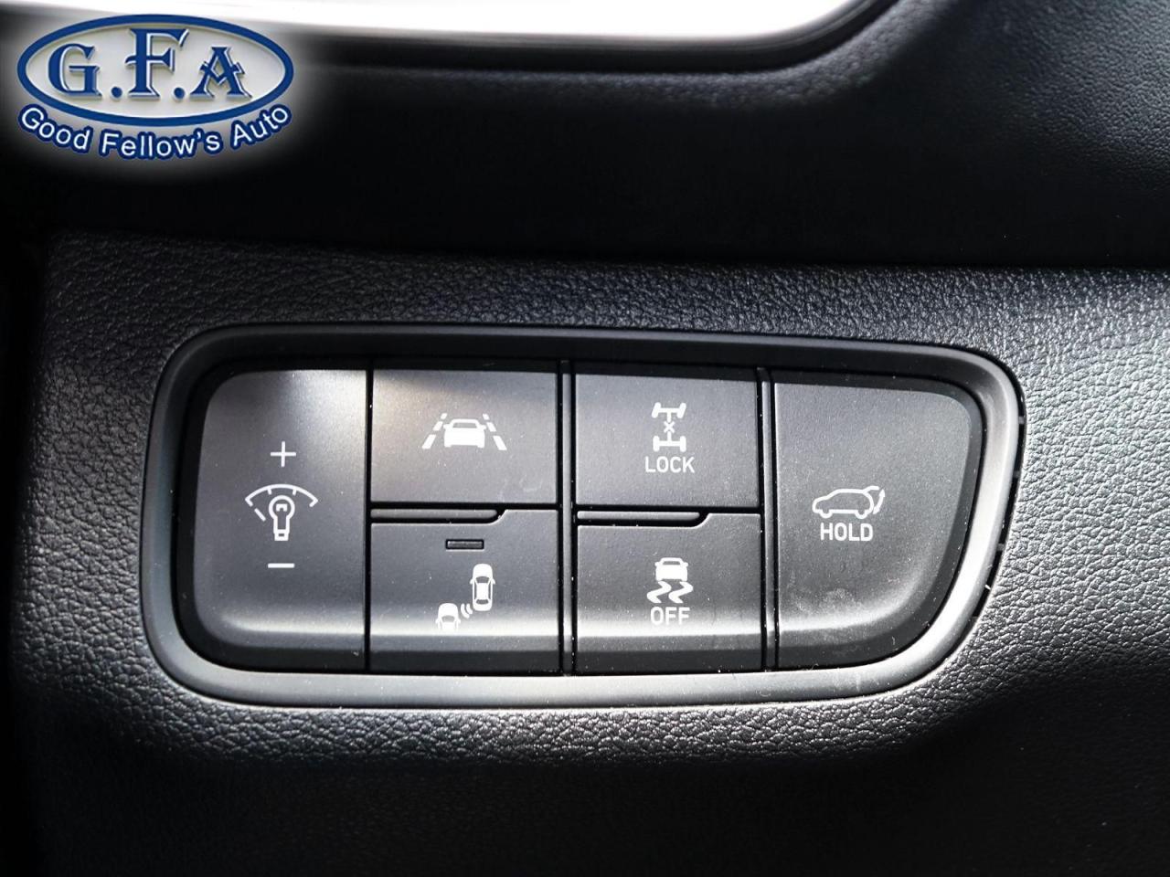 2019 Hyundai Santa Fe LUXURY PACKAGE, AWD, PANORAMIC ROOF, LEATHER SEATS - Photo #20