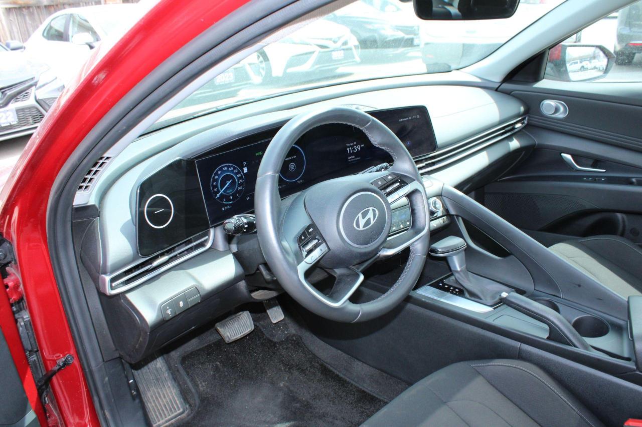 2024 Hyundai Elantra Preferred IVT - Photo #15