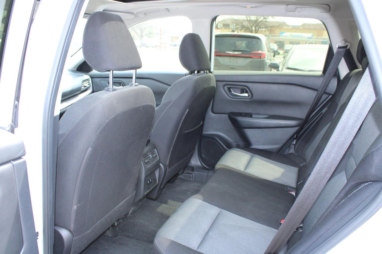 2024 Nissan Rogue AWD SV Moonroof - Photo #19