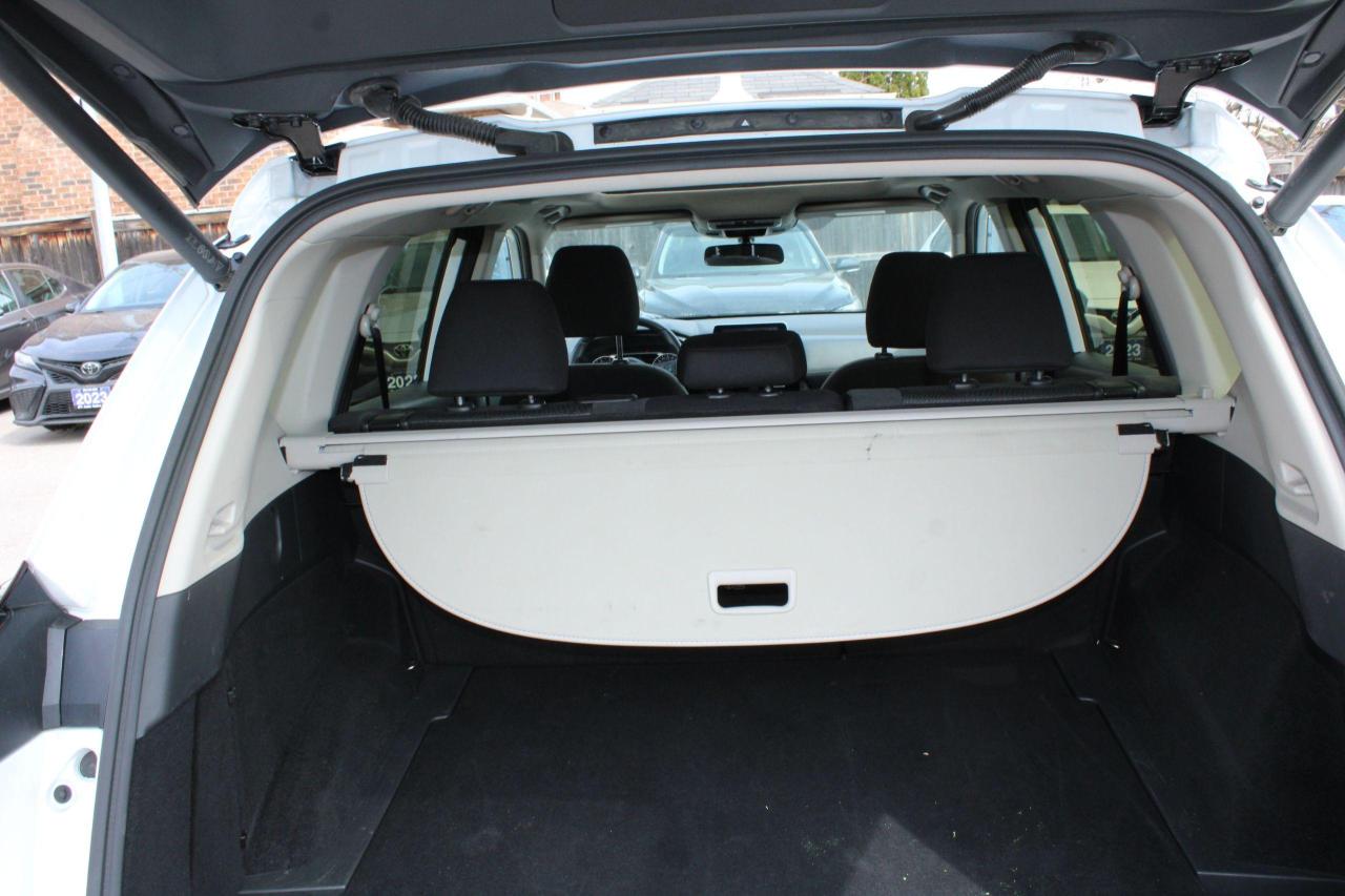 2024 Nissan Rogue AWD SV Moonroof - Photo #22