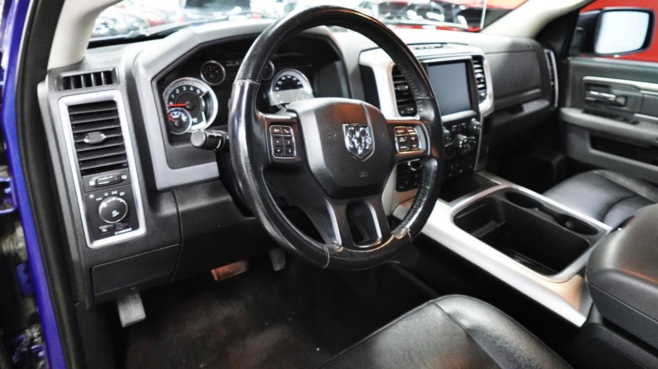 2015 RAM 1500 DEALER MAINTAIN,NO ACCIDENT ,SUPER CLEAN.4X4 - Photo #18