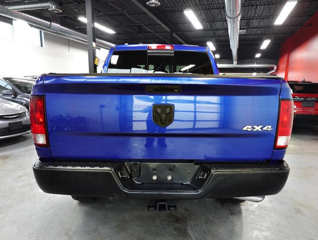 2015 RAM 1500 DEALER MAINTAIN,NO ACCIDENT ,SUPER CLEAN.4X4 - Photo #5