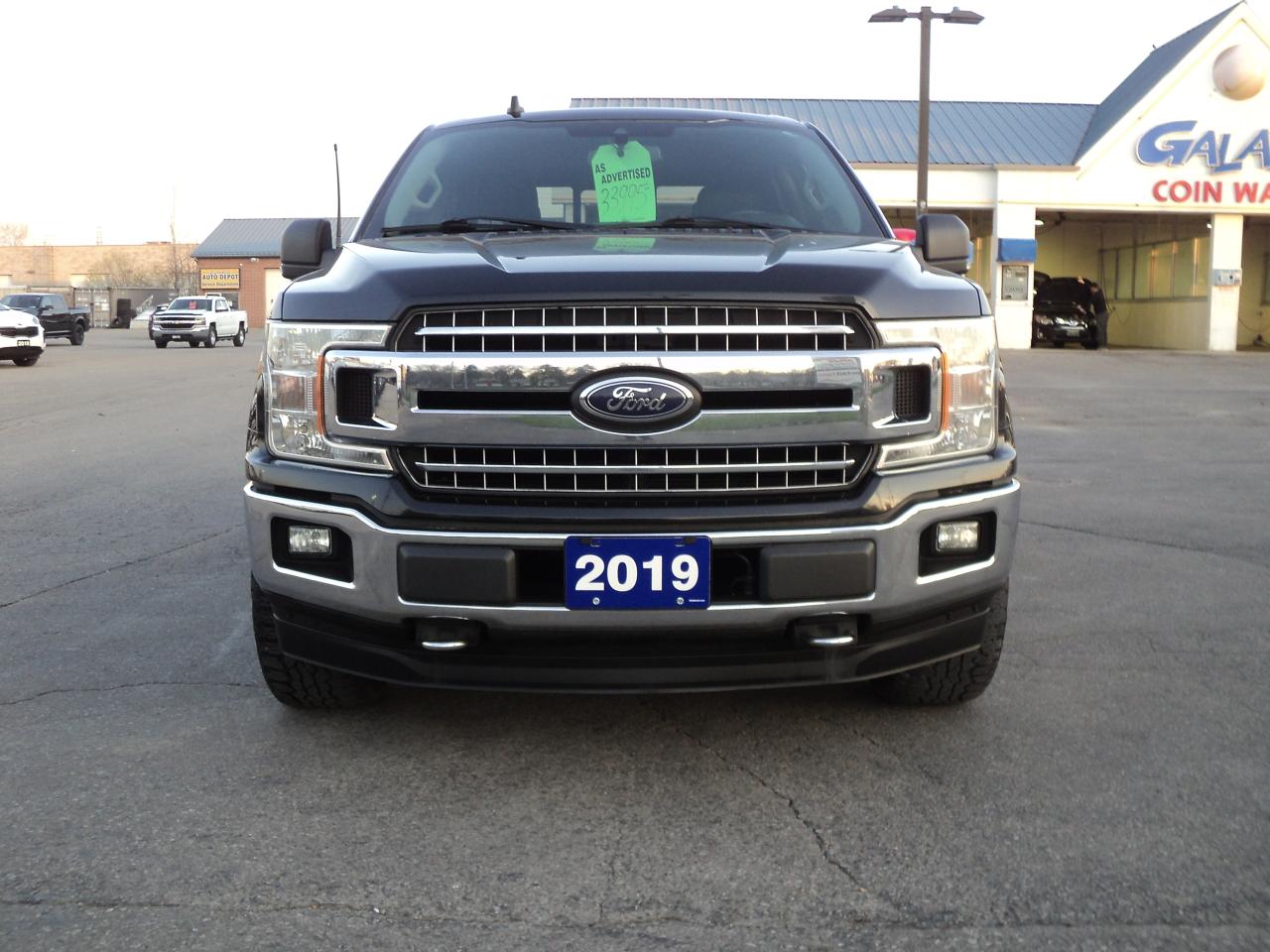 2019 Ford F-150 XLT 4WD XTR SuperCrew 5.0L RoofNavLeather 5.5' Box - Photo #3