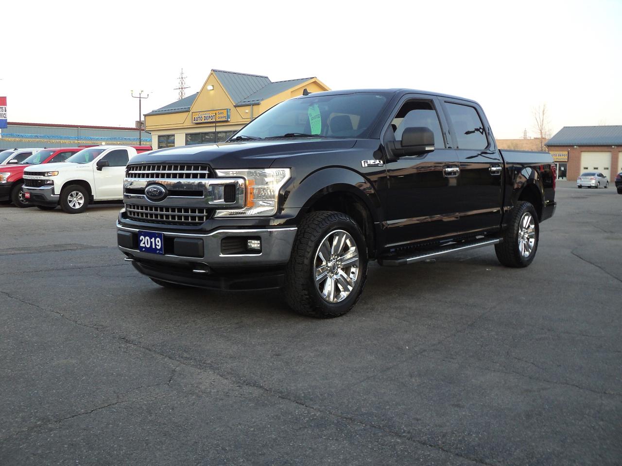 2019 Ford F-150 XLT 4WD XTR SuperCrew 5.0L RoofNavLeather 5.5' Box - Photo #2