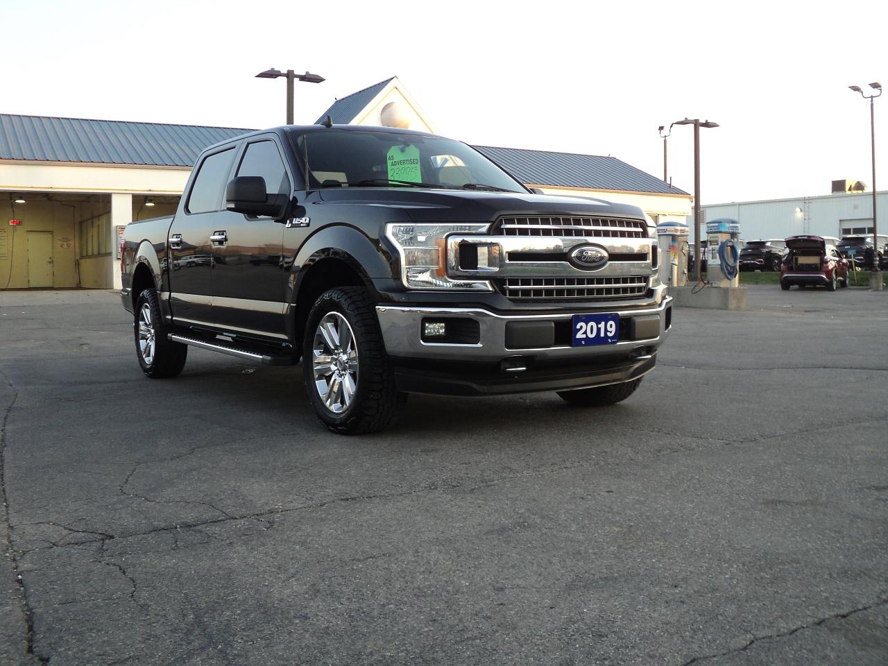 2019 Ford F-150 XLT 4WD XTR SuperCrew 5.0L RoofNavLeather 5.5' Box - Photo #4
