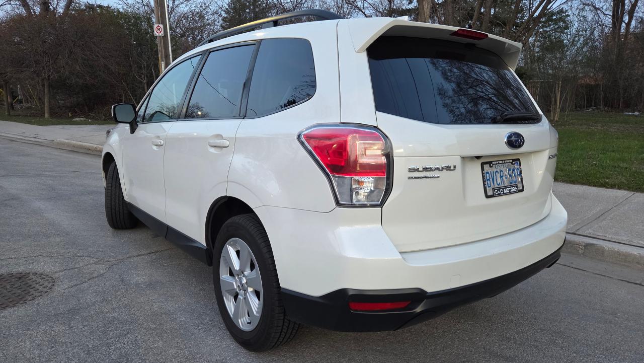 2018 Subaru Forester 2.5i Convenience CVT - Photo #3