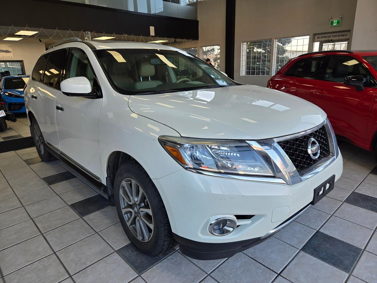2015 Nissan Pathfinder SL | ALL CREDIT ACCEPTED!! - Photo #1