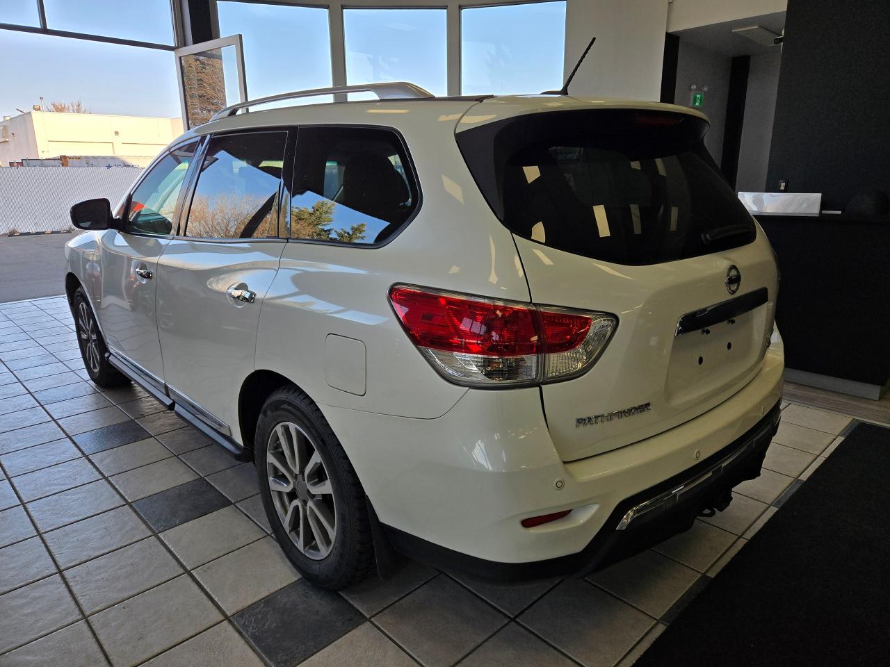 2015 Nissan Pathfinder SL | ALL CREDIT ACCEPTED!! - Photo #5