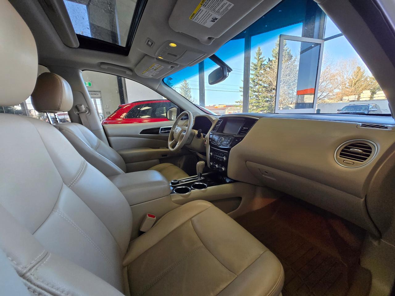 2015 Nissan Pathfinder SL | ALL CREDIT ACCEPTED!! - Photo #11