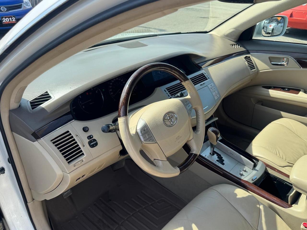 2008 Toyota Avalon XLS, LEATHER, LOADED, GREAT SHAPE, - Photo #9