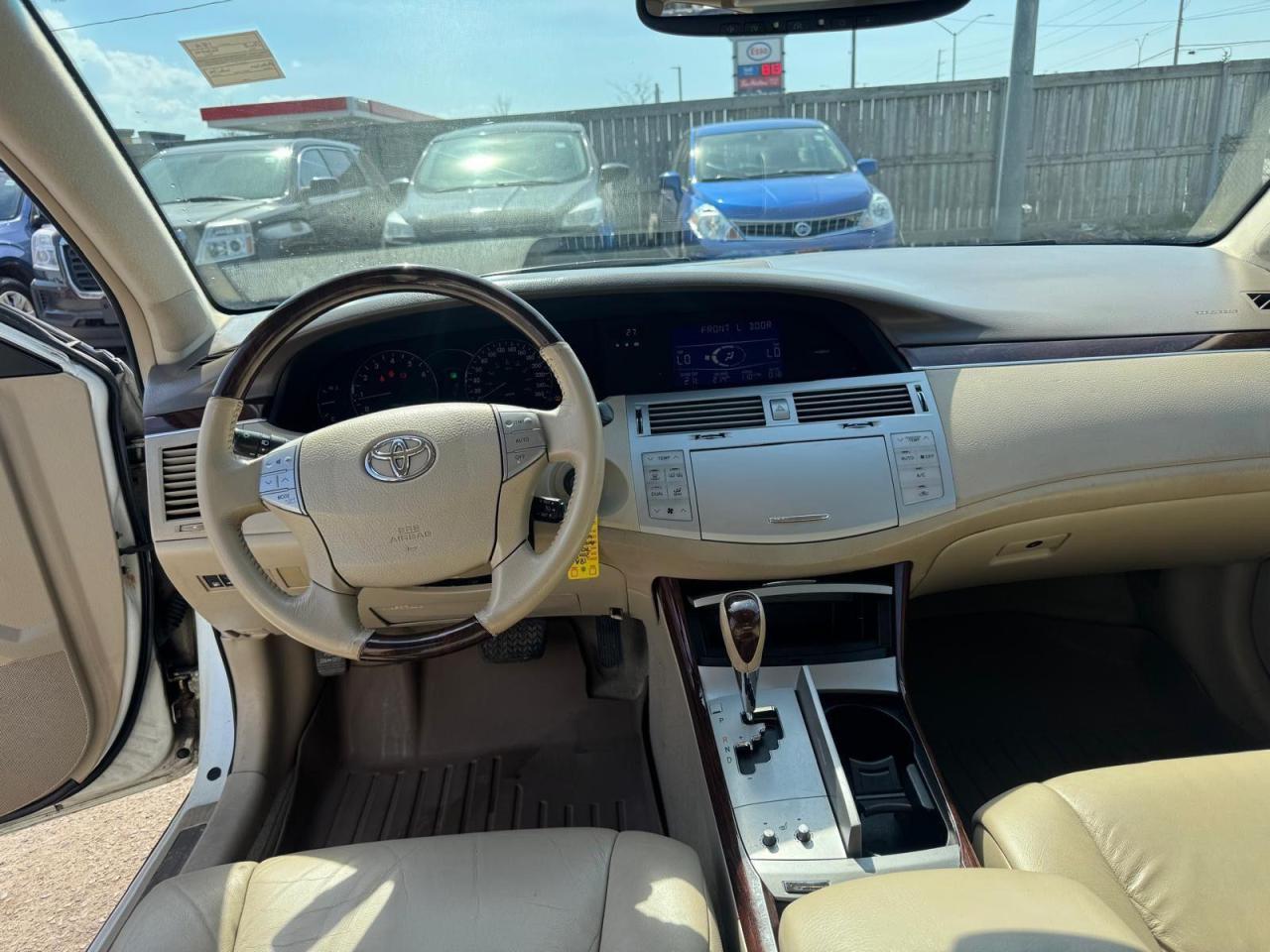 2008 Toyota Avalon XLS, LEATHER, LOADED, GREAT SHAPE, - Photo #13