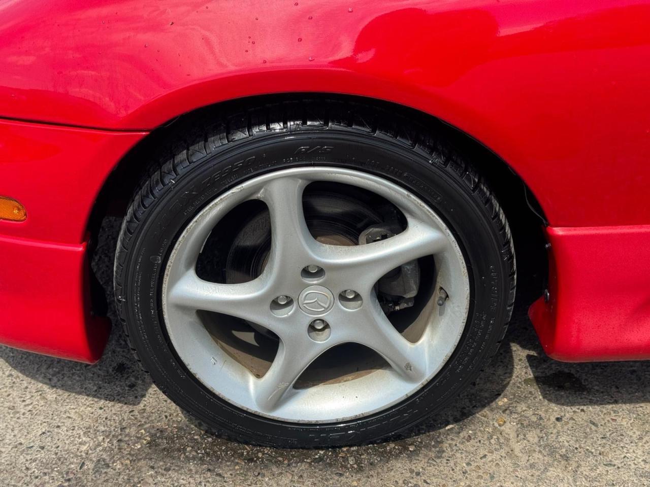 2003 Mazda Miata MX-5 HARDTOP CONVERTIBLE, ALL ORIG, ONLY 77KMS, CERT - Photo #15