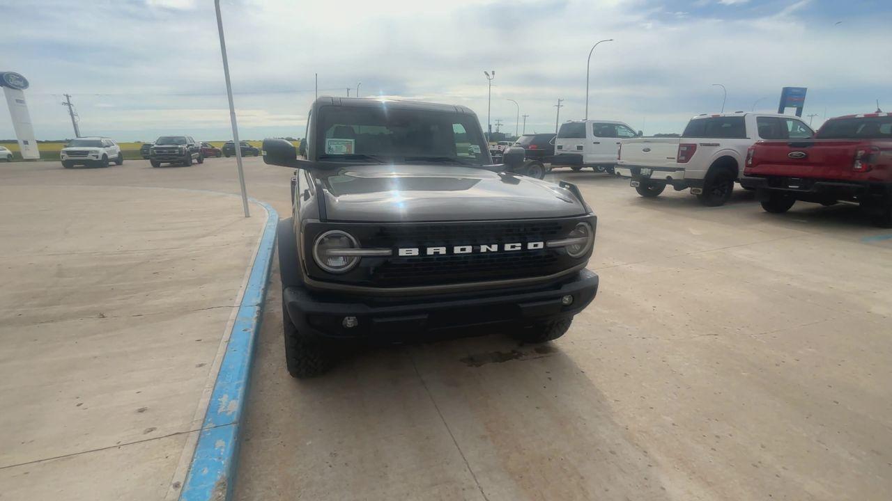 2025 Ford Bronco OUTER BANKS 4 DOOR 4X4 Photo