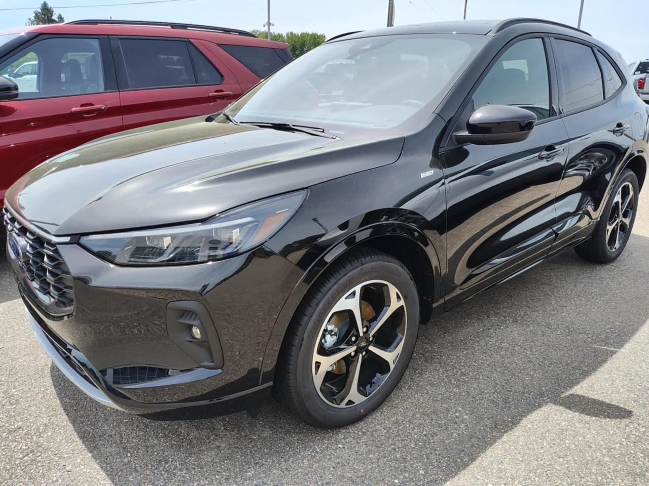 2025 Ford Escape ST-Line Elite