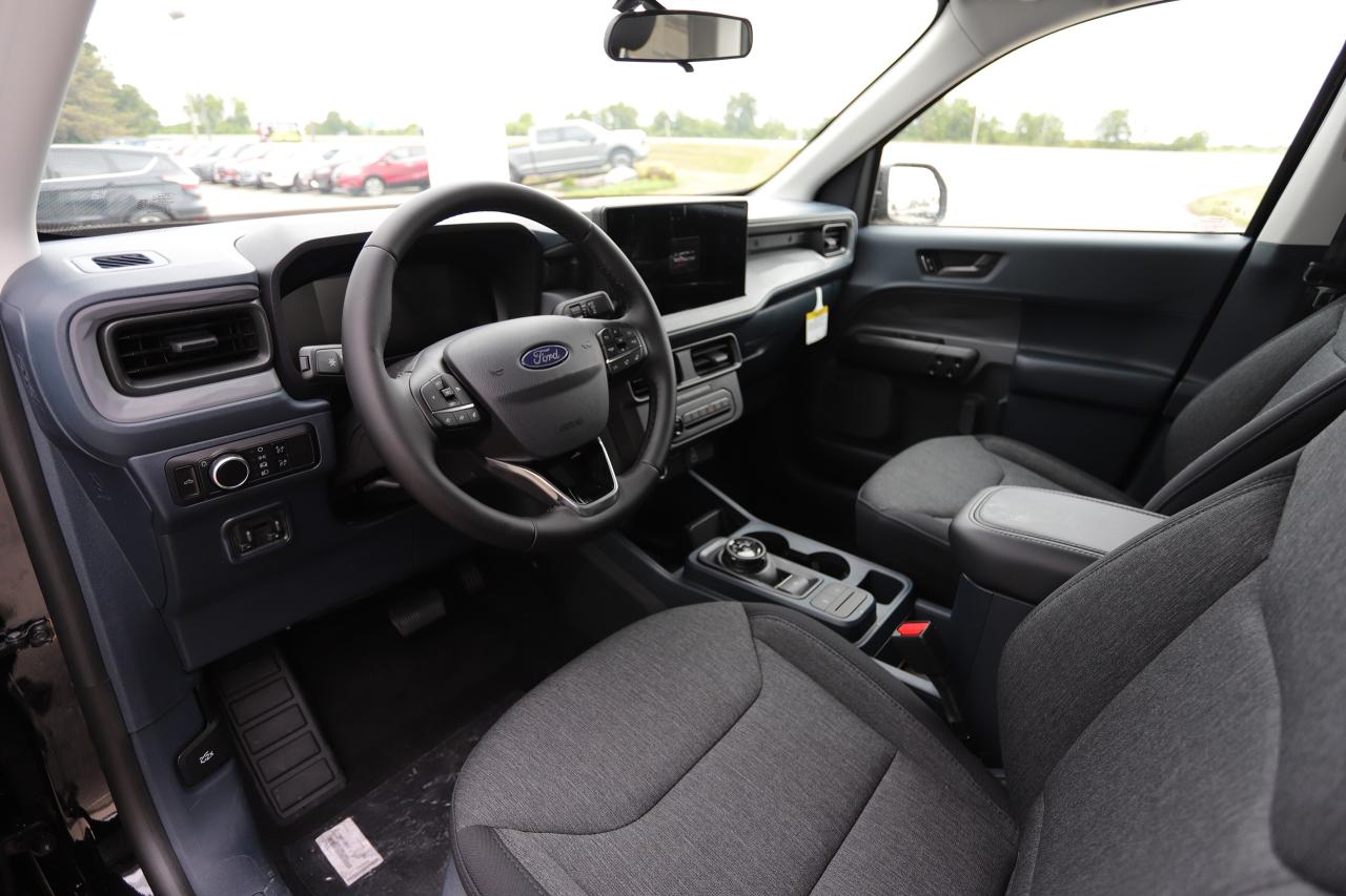 2025 Ford Maverick XLT AWD SuperCrew Photo