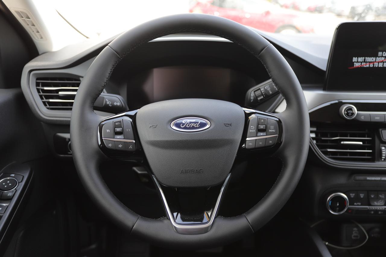 2025 Ford Escape Active FWD Photo5