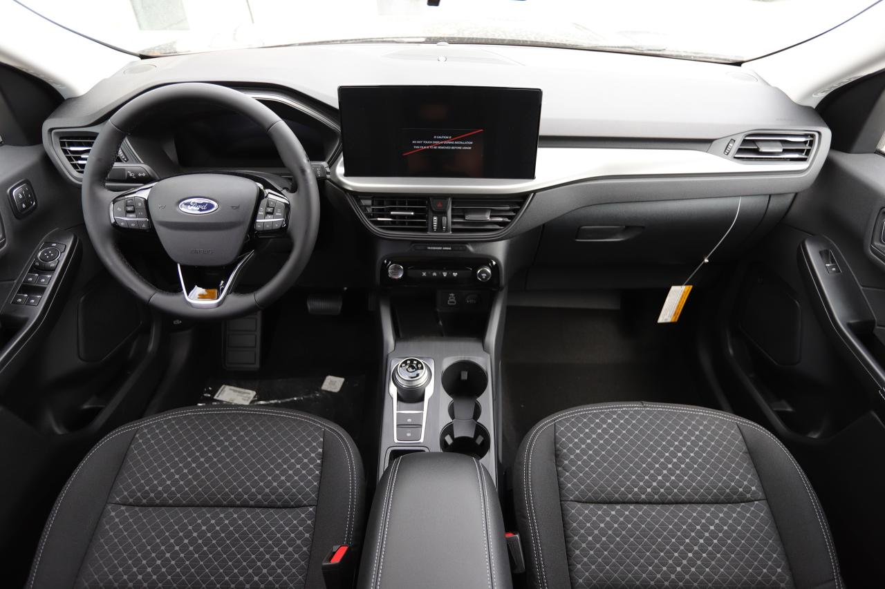 2025 Ford Escape Active AWD Photo5