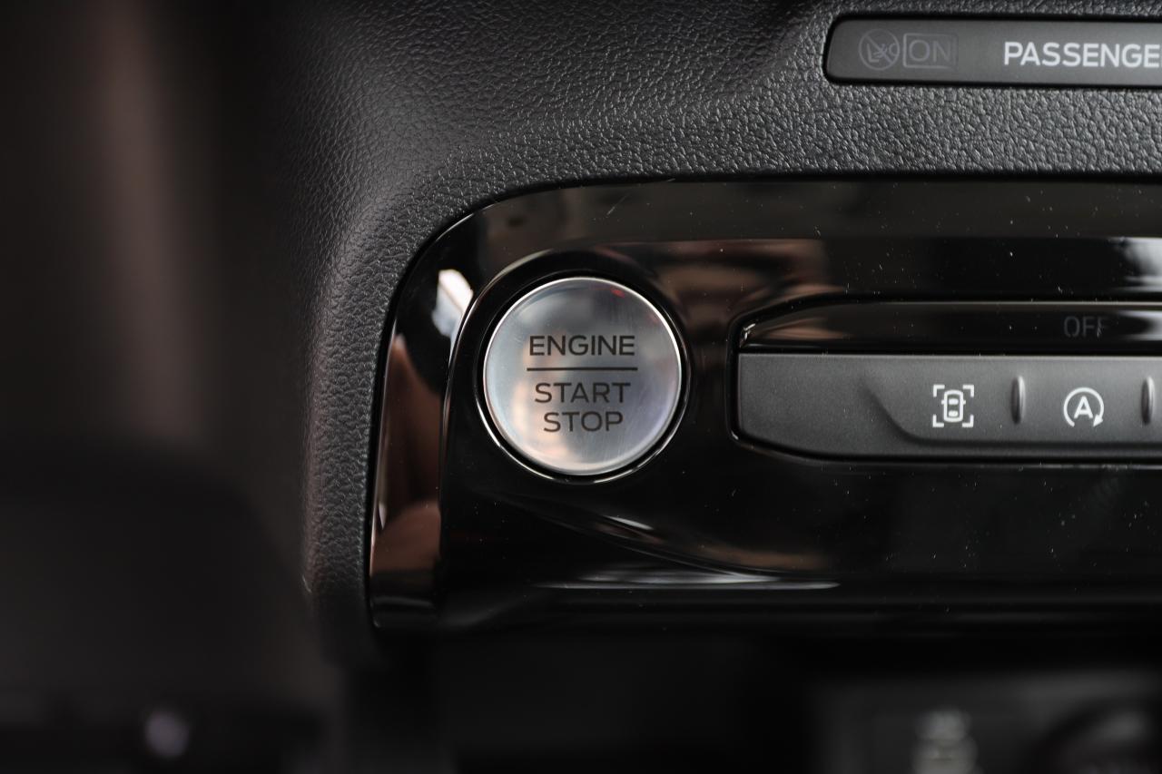 2025 Ford Escape Active AWD Photo5