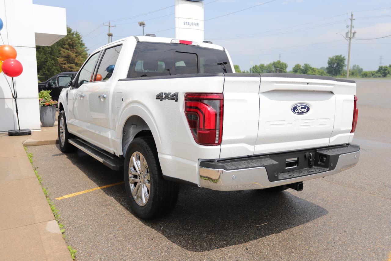 2025 Ford F-150 Lariat 4WD SuperCrew 5.5' Box Photo5