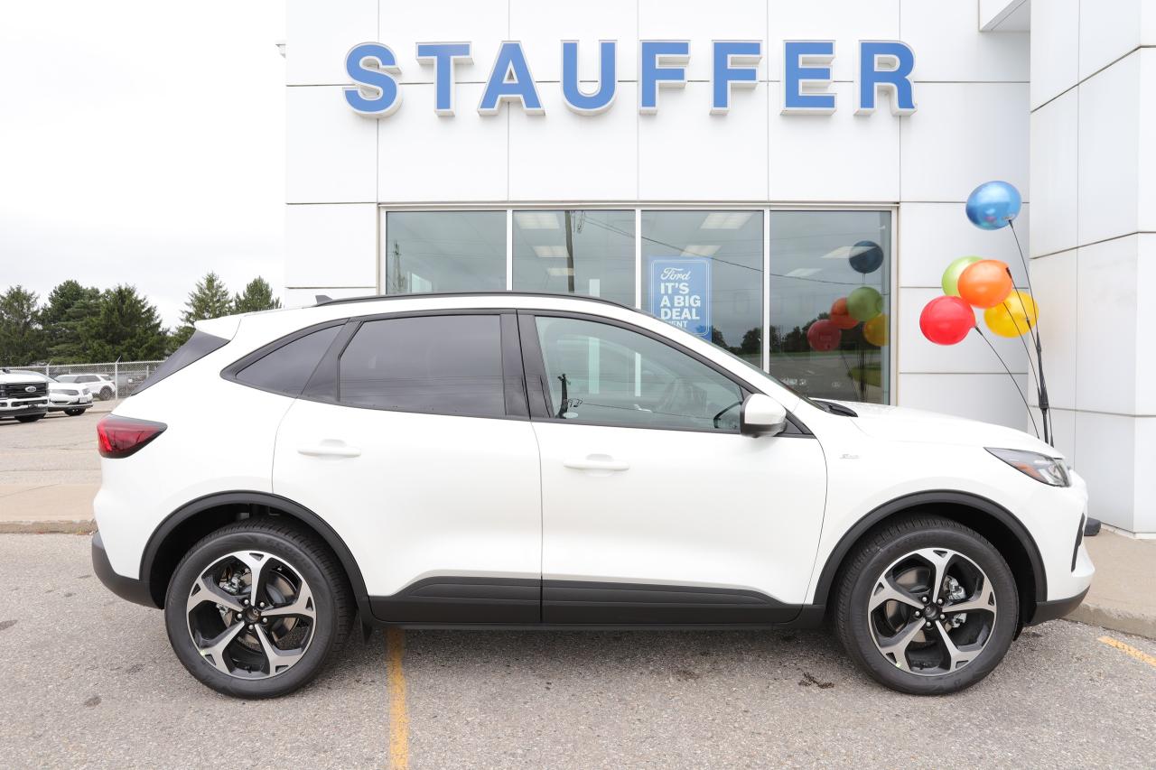 2025 Ford Escape ST-Line Select AWD Photo5