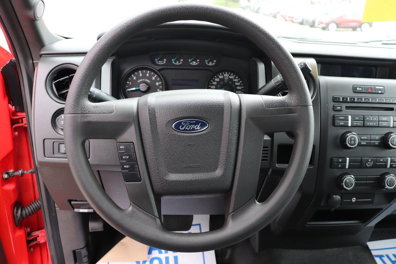 2014 Ford F-150 STX 2WD Reg Cab 126 Photo5