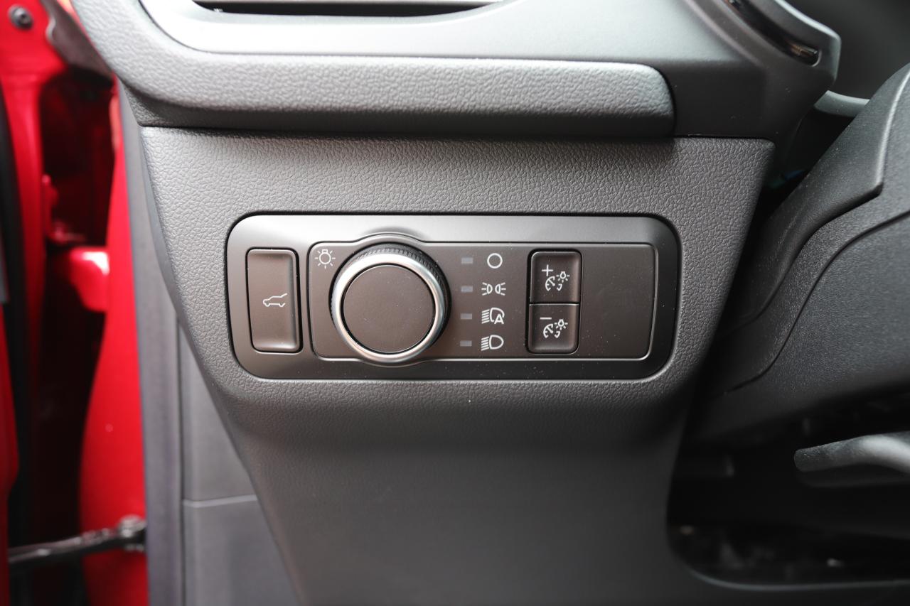 2025 Ford Escape ST-Line AWD Photo5