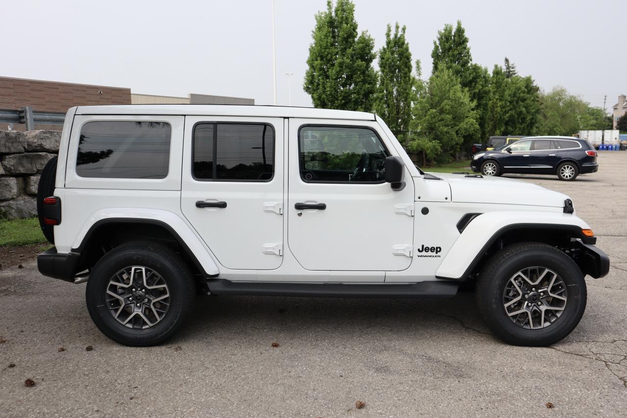 2025 Jeep Wrangler Sahara 4 Door 4x4 Photo3