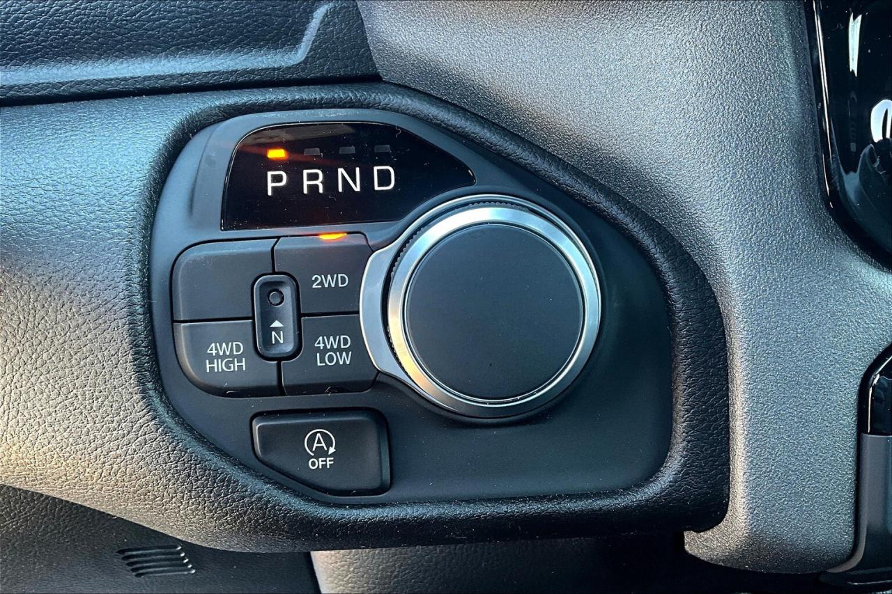 2025 RAM 1500 TRADESMAN CREW | Level 1 | Sport App Pkg | Photo4