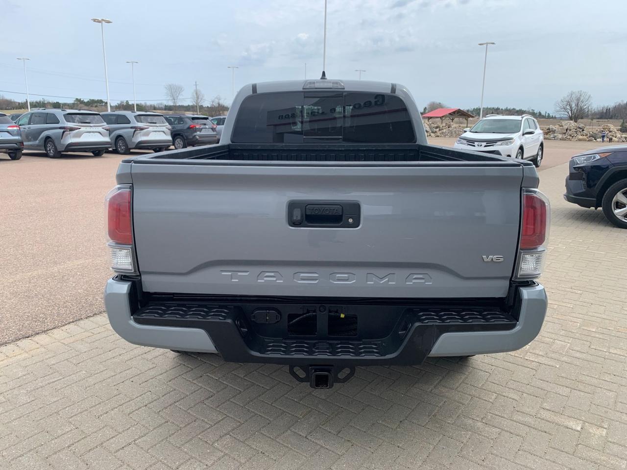 2021 Toyota Tacoma BASE TRD Sport - Photo #5