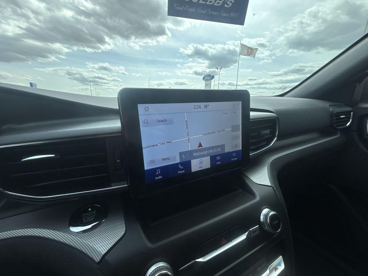 2020 Ford Explorer XLT 4WD Photo5