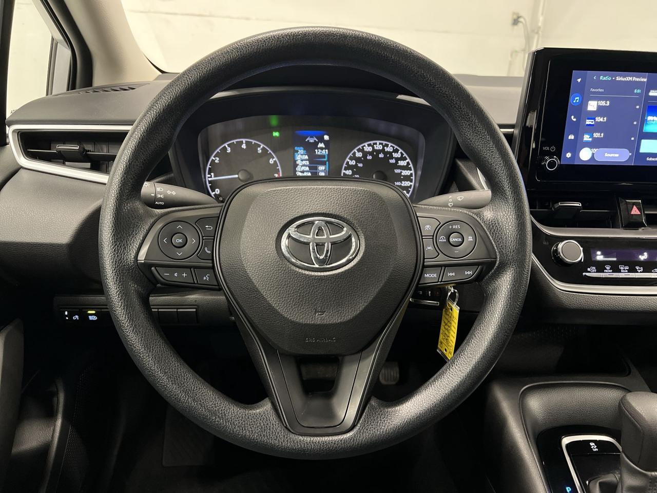 2024 Toyota Corolla AUTOMATIC | ONLY 11,000KMS | CARPLAY | REAR CAM Photo