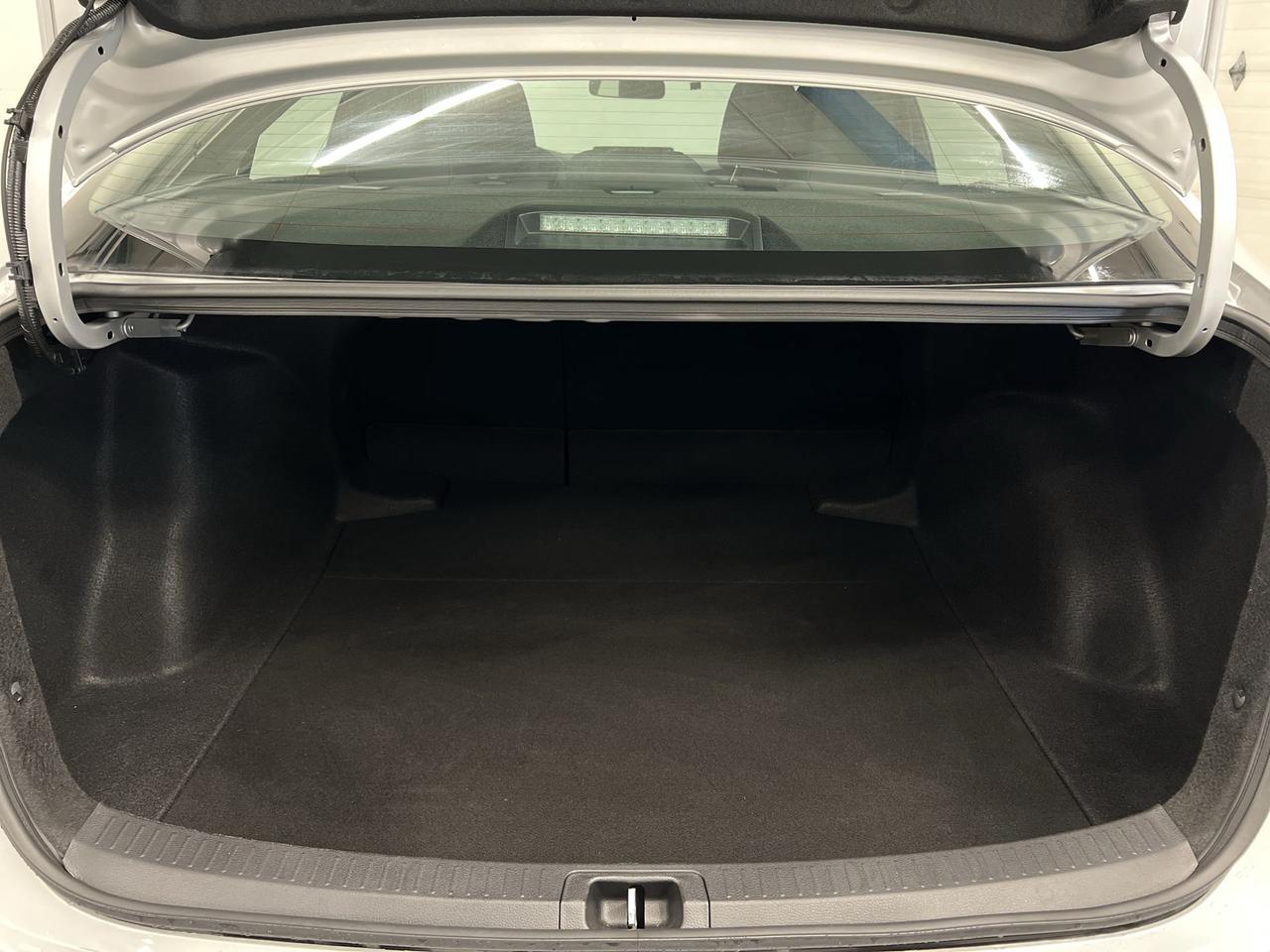2024 Toyota Corolla AUTOMATIC | ONLY 11,000KMS | CARPLAY | REAR CAM Photo
