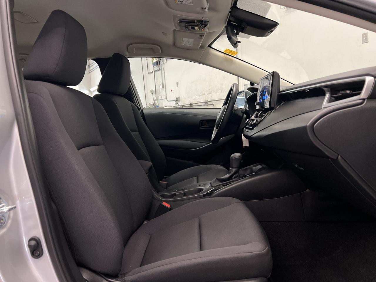 2024 Toyota Corolla AUTOMATIC | ONLY 11,000KMS | CARPLAY | REAR CAM Photo