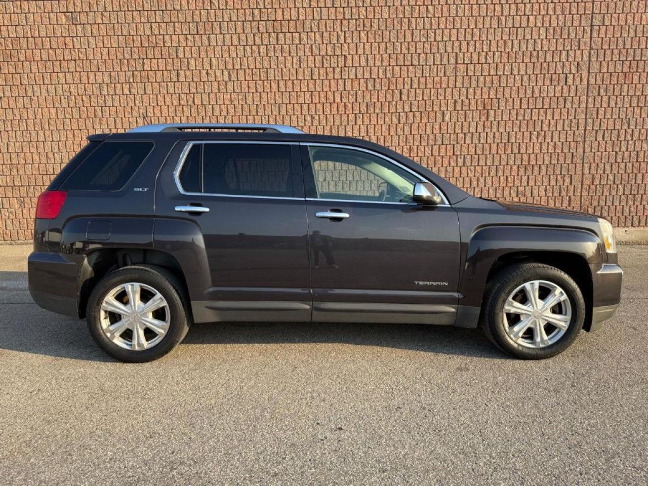 2016 GMC Terrain SLT | AWD | ONE OWNER | CLEAN CARFAX | NAVI | BACK UP CAM | NAVI | BLUETOOTH | REMOTE START | POWER LIFTGATE | PIONEER SOUND SYSTEM - Photo #7